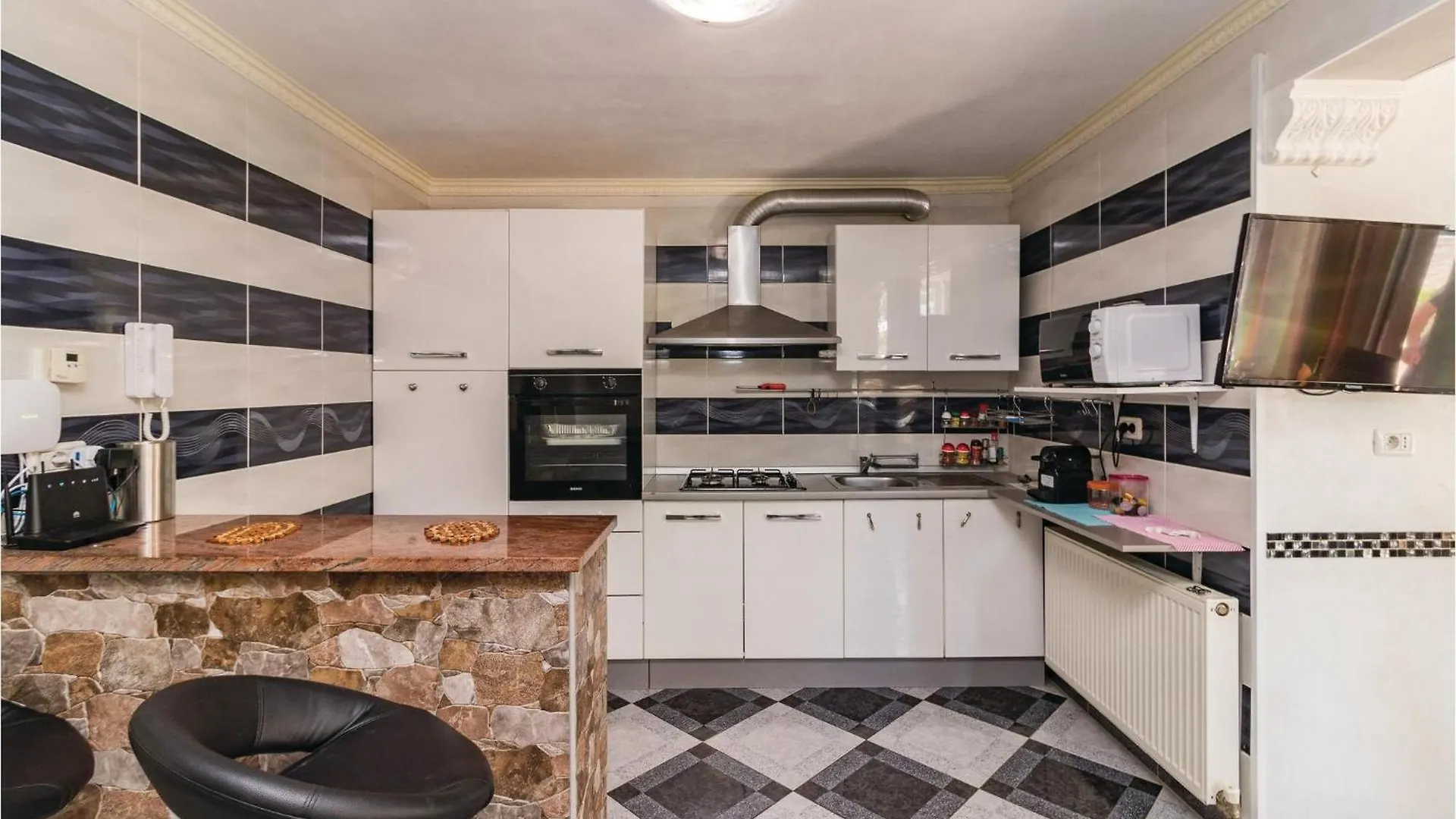 שטיניאן Gorgeous Home In Valbandon With Wifi בית נופש