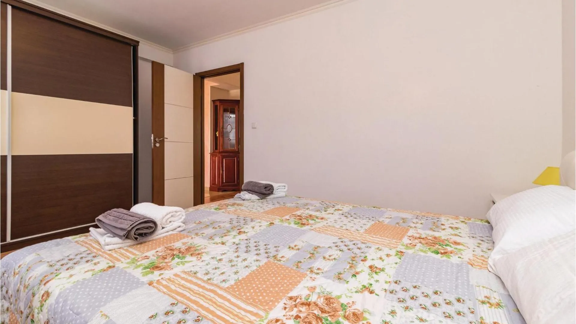 שטיניאן Gorgeous Home In Valbandon With Wifi קרואטיה